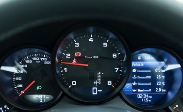 Porsche 911 (991.2) Carrera 4S 15