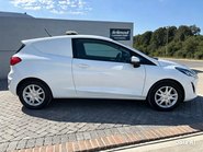 Ford Fiesta 1.5 Tdci Panel Van - Air Con 7