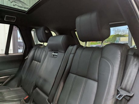 Land Rover Range Rover 3.0 Range Rover Vogue TDV6 Auto 4WD 5dr 68