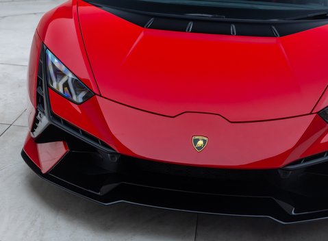 Lamborghini Huracan TECNICA 26