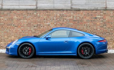 Porsche 911 (991) Carrera GTS 2