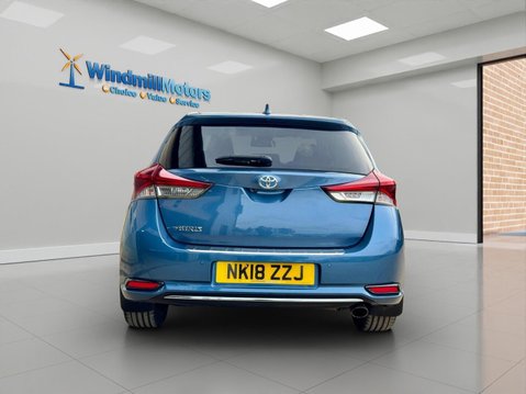 Toyota Auris 1.2 VVT-i Excel Euro 6 (s/s) 5dr 9