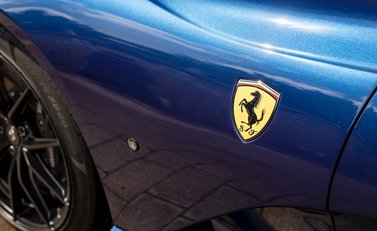 Ferrari 812 Superfast 26