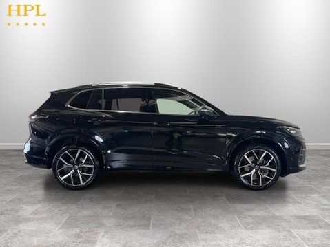 Volkswagen Tiguan 1.5 TSI eHybrid 19.7kWh R-Line SUV 5dr Petrol Plug-in Hybrid DSG Euro 6 (s/ 8