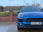 Porsche Macan 2.0 Macan Semi-Auto 4WD 5dr 3
