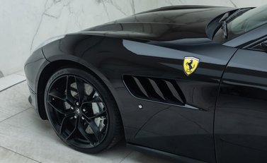 Ferrari GTC4 Lusso T 32