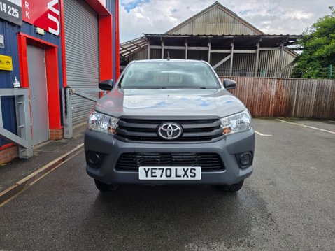 Toyota Hilux ACTIVE 4WD D-4D S/C 2