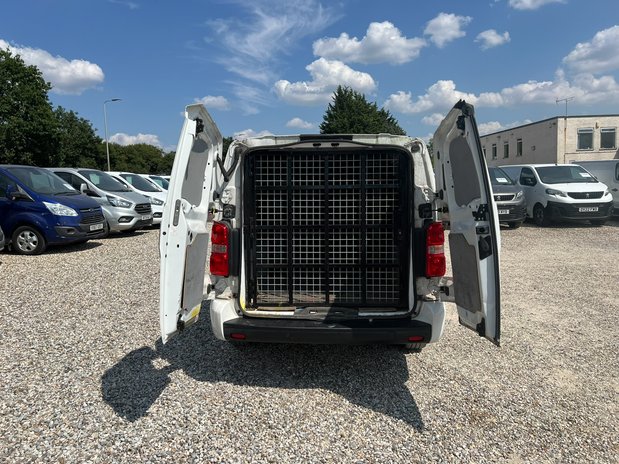 Vauxhall Vivaro LWB L2H1 2900 Sportive 100ps Turbo D Air Con Sensors Cruise Twin Side Doors 11