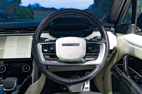 Land Rover Range Rover D350 SE 11