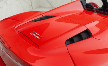 Ferrari 488 SPIDER 48