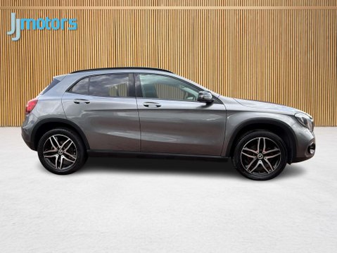 Mercedes-Benz GLA 1.6 GLA180 Urban Edition SUV 5dr Petrol 7G-DCT Euro 6 (s/s) (122 ps) 5