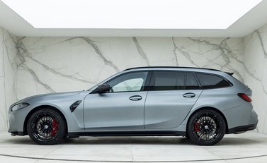 BMW M3 Competition xDrive Touring 2