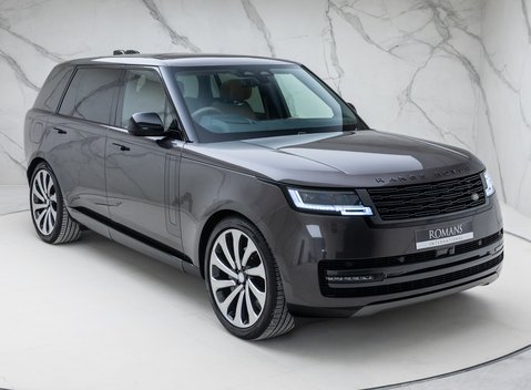 Land Rover Range Rover D350 Autobiography LWB 9