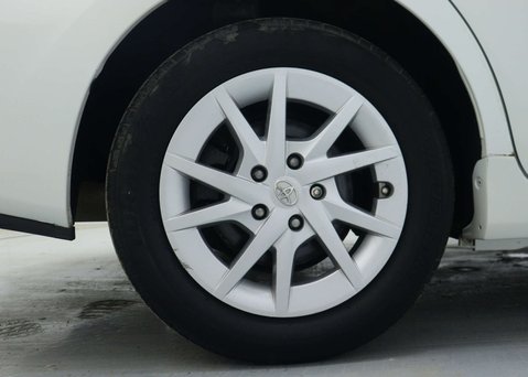 Toyota Prius+ 1.8 VVT-h Icon MPV 5dr Petrol Hybrid CVT Euro 6 (s/s) (136 ps) 14