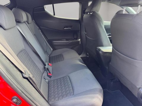 Toyota C-HR 1.8 VVT-h Design CVT Euro 6 (s/s) 5dr 41