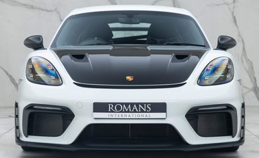 Porsche Cayman GT4 RS (718) 4