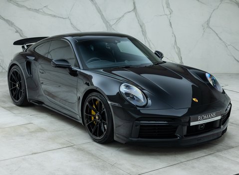 Porsche 911 Turbo S (992) 11