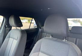 Volkswagen T-Roc BLACK EDITION 1.0 TSI 23