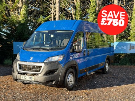 Peugeot Boxer 2.2 440 17-seat non-D1 Minibus Lite with full ramp. 5dr Diesel Manual L4 H2