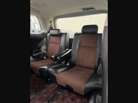 Toyota Alphard GOLDEN EYES II V6 39