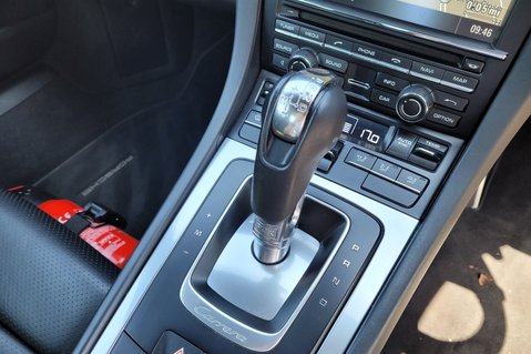 Porsche 911 CARRERA 4S PDK 37