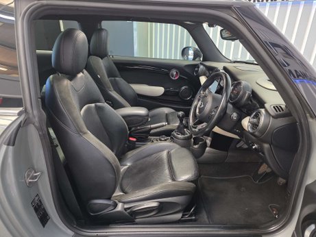Mini Hatch 2.0 Cooper S Hatchback 3dr Petrol Manual Euro 6 (s/s) (192 ps) 15