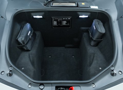 Ferrari 488 Spider 38