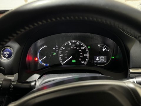 Lexus CT 1.8 200h SE-L CVT Euro 5 (s/s) 5dr 33