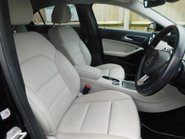 Mercedes-Benz A Class A 200 D SPORT PREMIUM AUTOMATIC 18