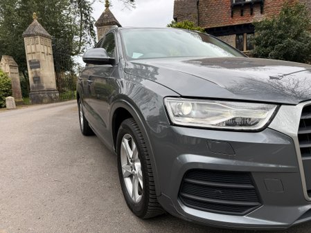 Audi Q3 TDI QUATTRO SE 20