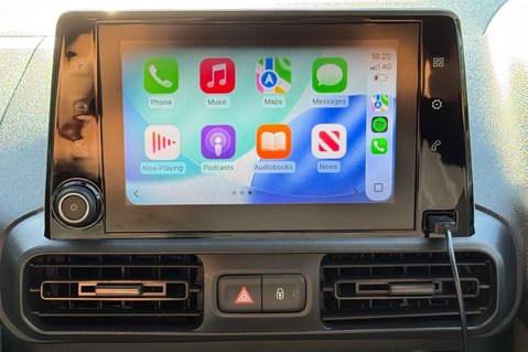 Toyota Proace City L1 DESIGN - NO VAT - AUTO - 1.5 DIESEL - REVERSE CAM - CARPLAY 4