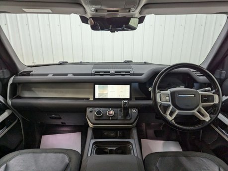 Land Rover Defender 2.0 Defender SE D Auto 4WD 5dr 2