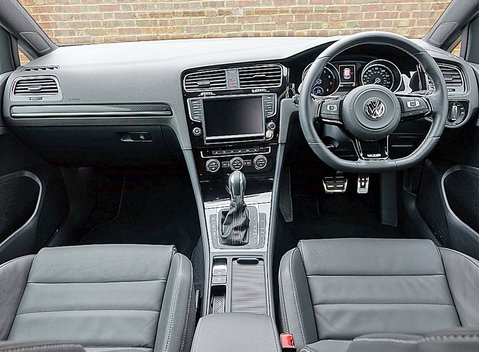 Volkswagen Golf R 14