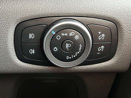 Ford Tourneo Custom 2.0 Tourneo Custom 320 Zetec EcoBlue Auto 4dr 54