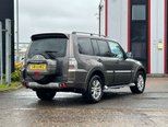 Mitsubishi Shogun 3.2 DI-DC SG3 SUV 5dr Diesel Auto 4WD Euro 5 LWB (197 ps) 17