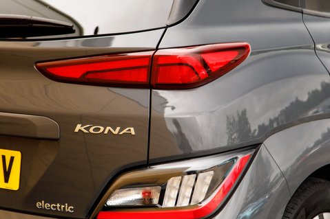 Hyundai KONA ULTIMATE 10