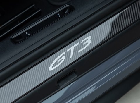 Porsche 911 GT3 (992) 24