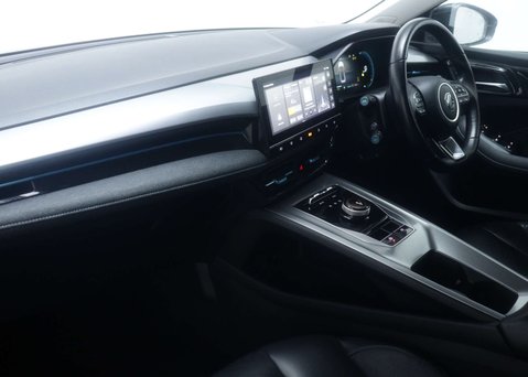 MG MG5 61.1kWh Trophy Long Range Estate 5dr Electric Auto (156 ps) 41