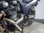 Kawasaki ZR Z750 2002 35K RUNNING PROJECT BIKE 750CC TOUER COMMUTER 31