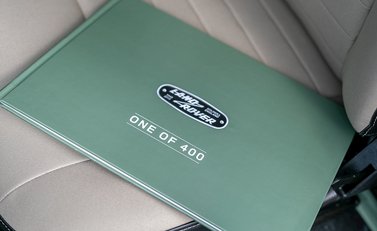 Land Rover Defender 90 Heritage Hard Top 21