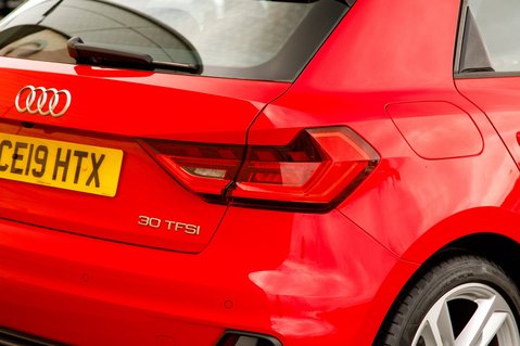 Audi A1 SPORTBACK TFSI S LINE 9