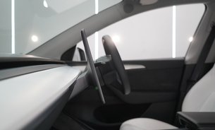 Tesla Model Y LONG RANGE AWD White Interior Hard Ware 4 (AI4) GROK AI One Owner VAT Q 22