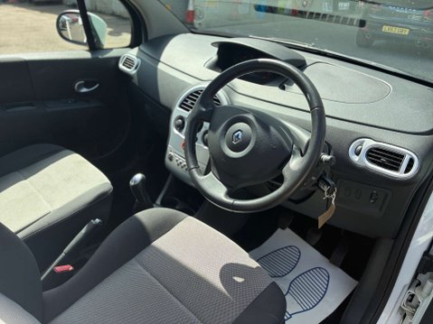 Renault Grand Modus 1.2 TCe Dynamique MPV 5dr Petrol Manual Euro 4 (100 ps) 10
