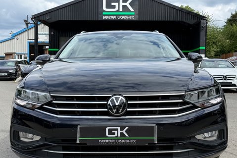Volkswagen Passat SEL TSI EVO DSG - ONE OWNER - VAT QUALIFYING  2