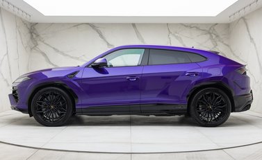Lamborghini Urus SE 6