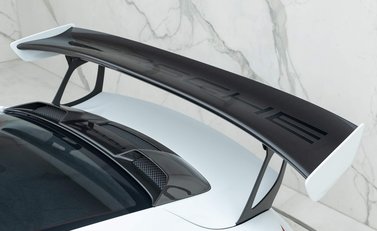 Porsche 911 GT2 RS (991) 42