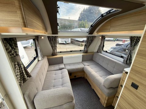 Adria Altea 552 Up Trent  13
