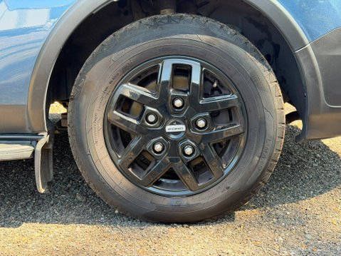 Ford Transit Custom 340 TRAIL L1H1 ECOBLUE 37