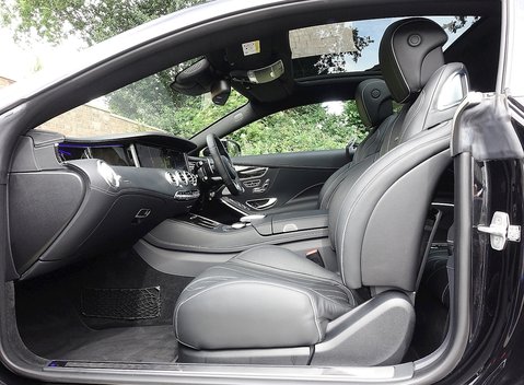 Mercedes-Benz S63 AMG Coupe 17