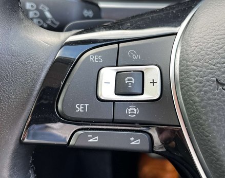 Volkswagen Tiguan 2.0 Tiguan SEL TSi 4Motion Semi-Auto 4WD 5dr 69